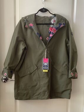 Joules Olive Green Floral-Lined Raincoat